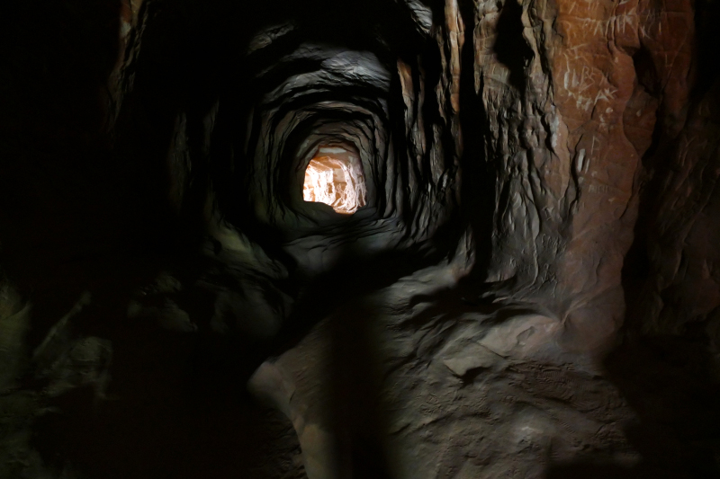 Belly of the Dragon [White Cliffs - Mount Carmel]